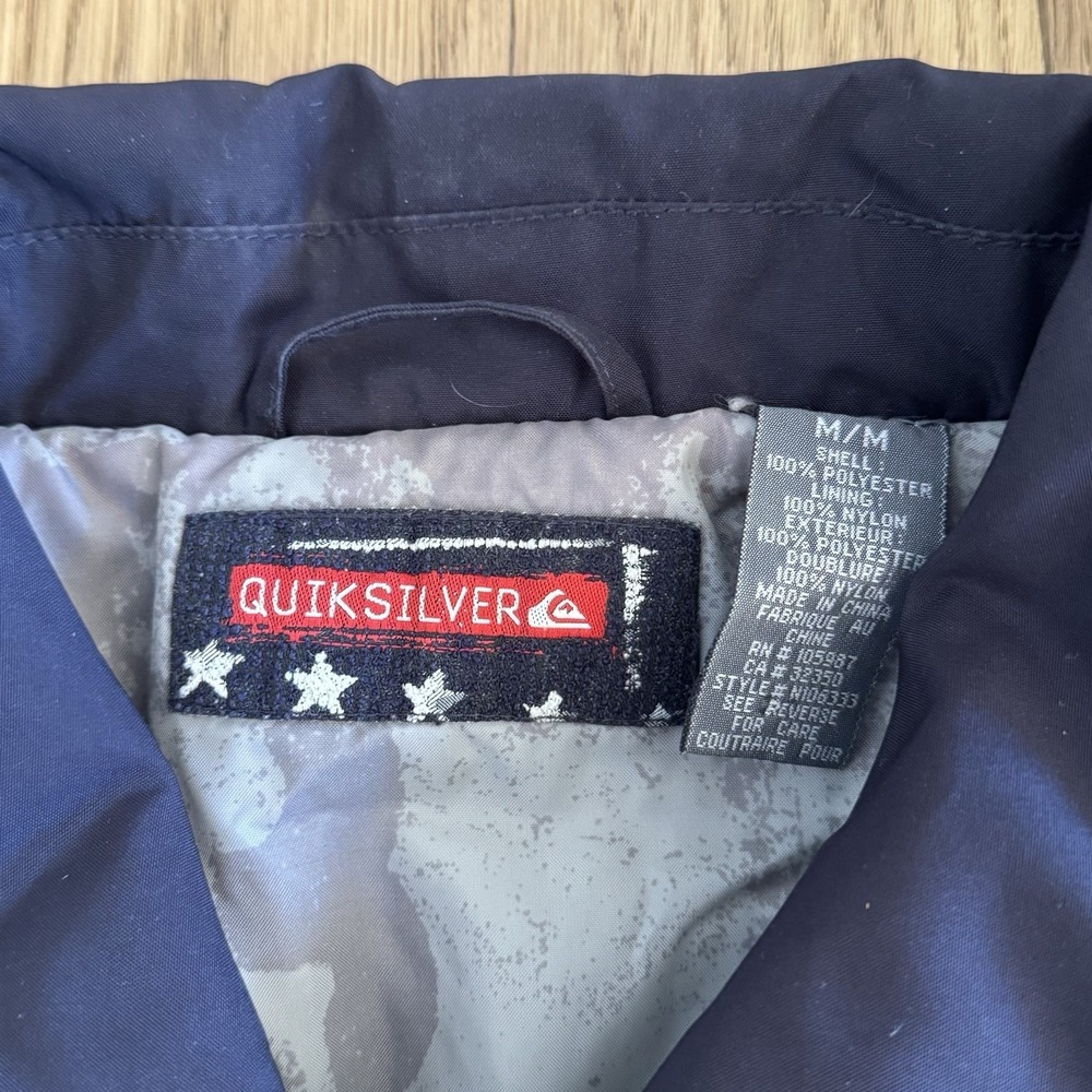 VTG Quiksilver Detroit Style Bomber Jacket Men's Medium Navy Puffer Surf Y2K 00s - Picture 5 of 10
